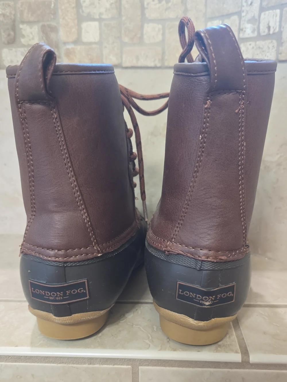 * EUC* London Fog Duck Boots Unisex